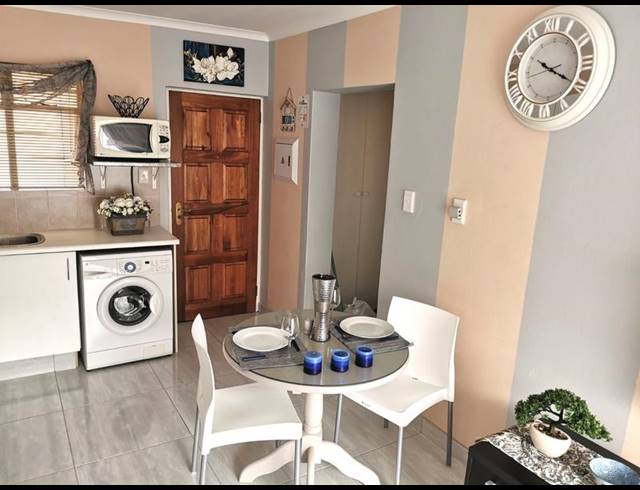 1 BEDROOM APARTMENT FOR SALE IN NORTHCLIFF